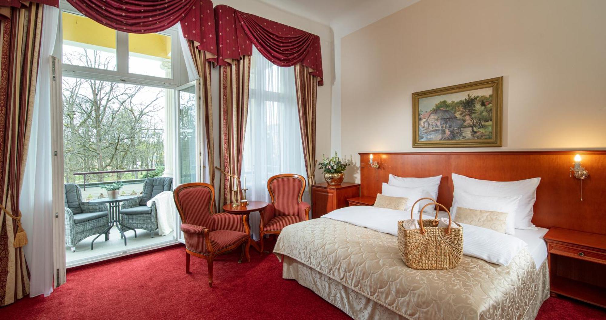 Imperial Spa & Kurhotel Františkovy Lázně エクステリア 写真