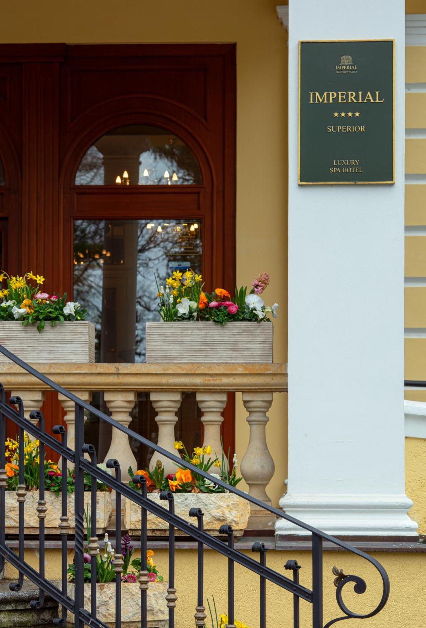 Imperial Spa & Kurhotel Františkovy Lázně エクステリア 写真